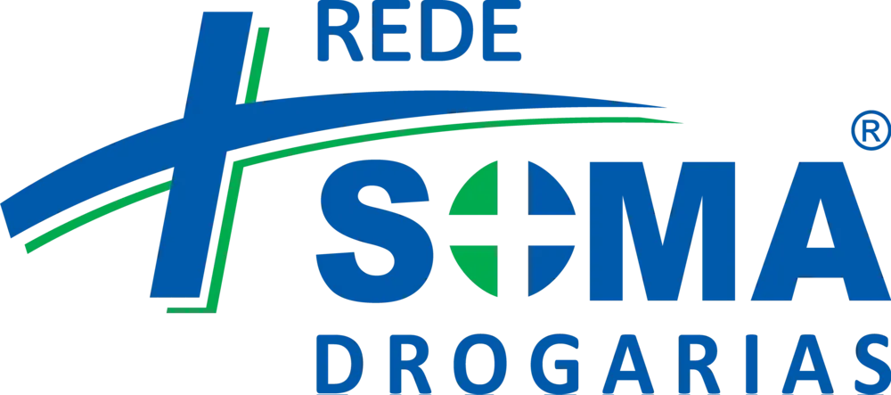 Logotipo da Rede Soma Drogarias, apresentando uma cruz azul, detalhes em verde e o nome da marca.